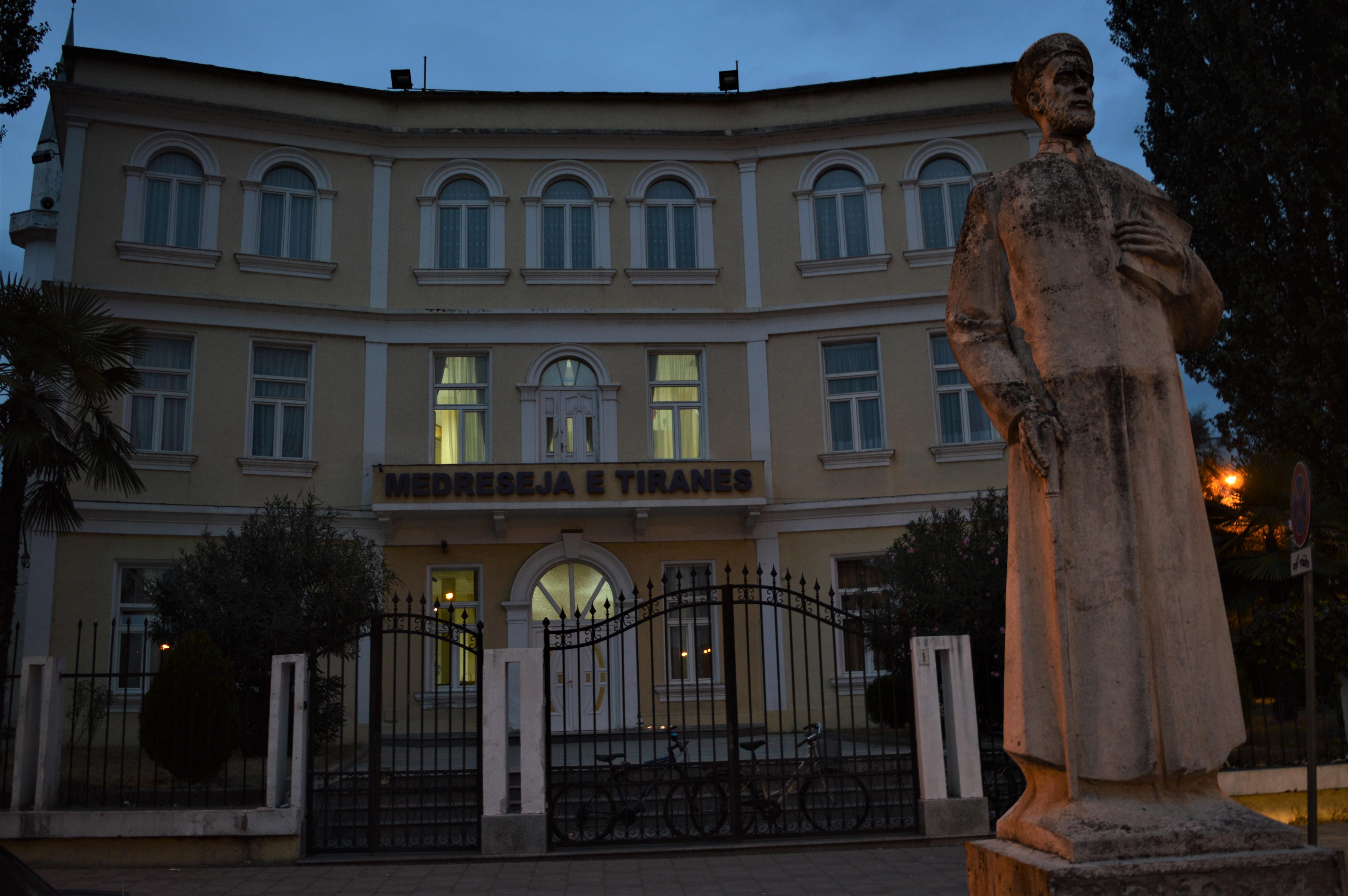 Statorja e Hafiz Ibrahim Dalliu